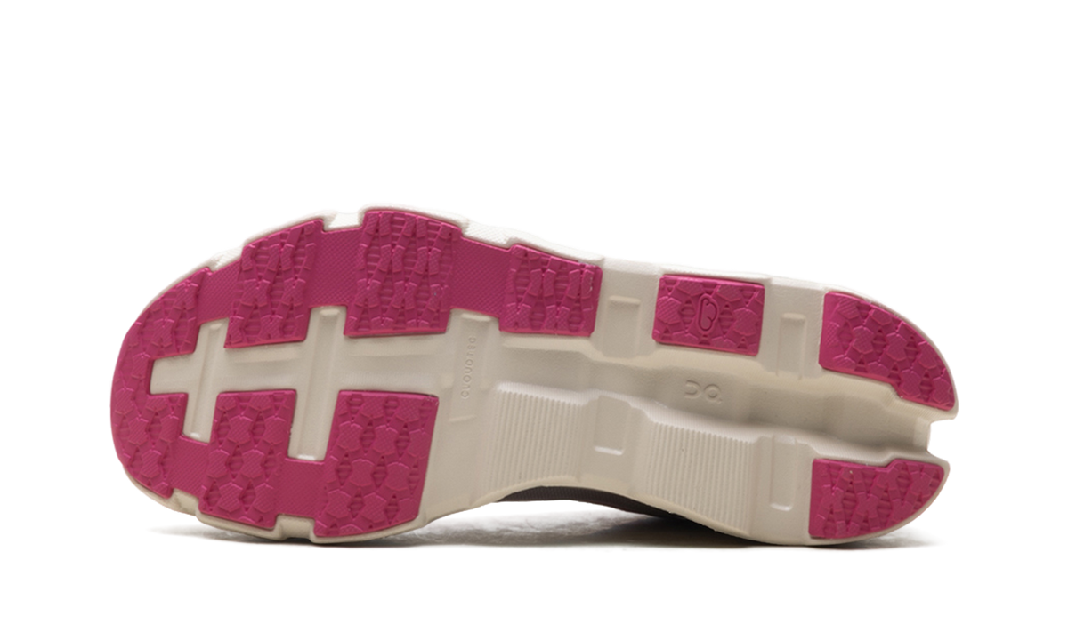 On WOMENS Cloudmonster Hyper Womens "Red Cream" 3WE10123344 3WE10123344 from Stadium Goods