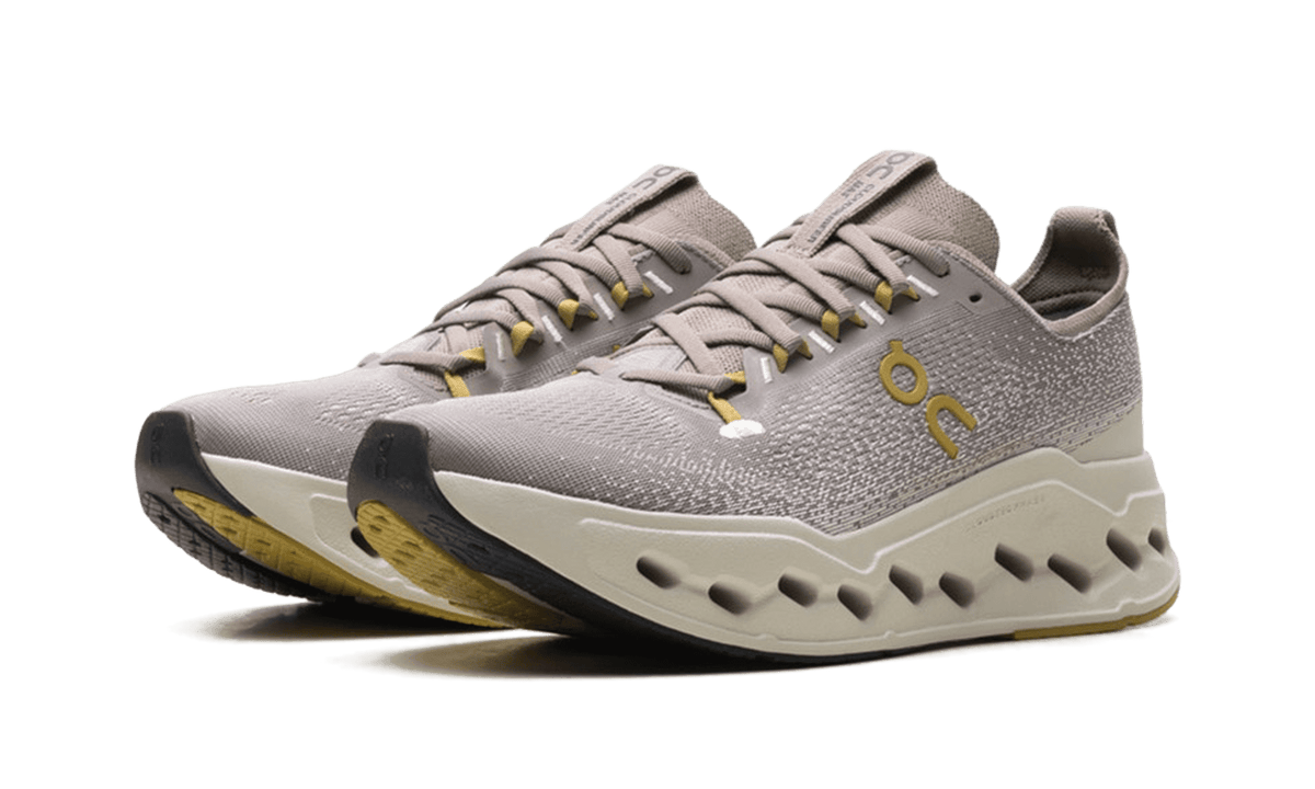 On MENS Cloudsurfer Max "Cinder/Pelican" 3MF30434052 from Stadium Goods